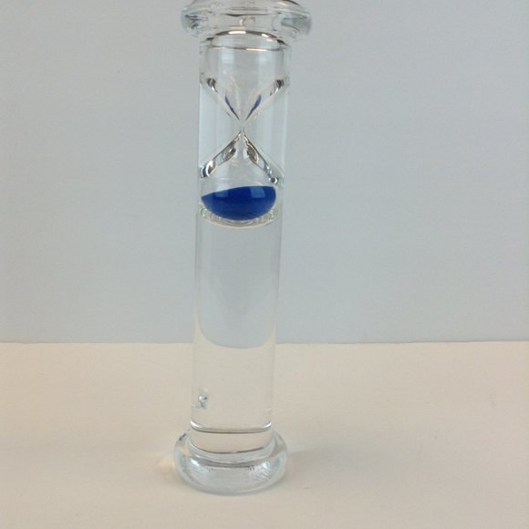 Newton Gravity Five Minute Hourglass Blue Sand Filled Liquid Filled Glass Timer - Picture 10 of 14